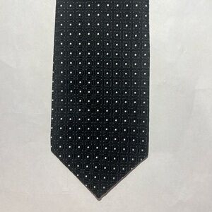 Wemlon by Wembley men’s tie.100% polyester black  n white vintage good condition